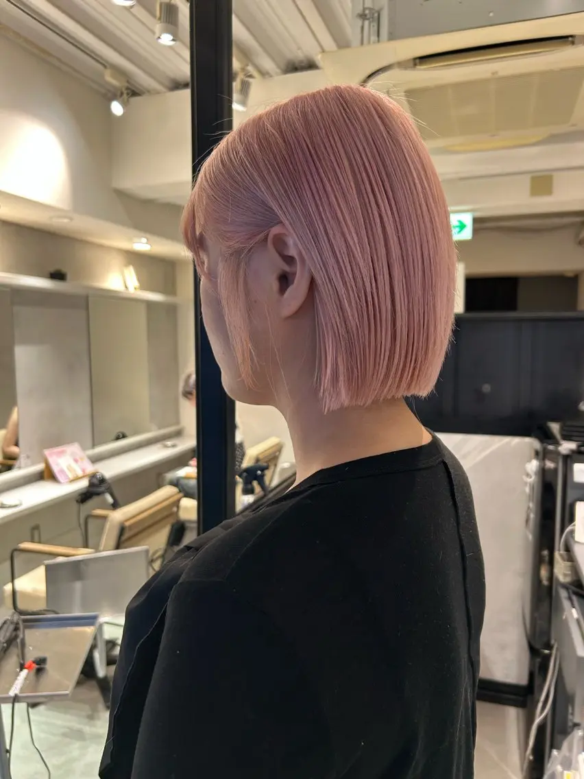 ショート カラー ハイトーンカラー ピンクカラー ボブ カット ヘアカラー ボブ/レイヤー ケンショウのヘアスタイル