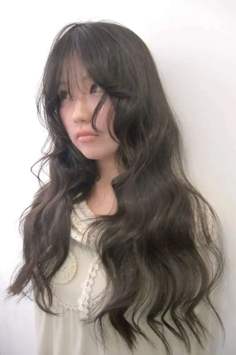 ロング 【HI / YA】 ｓｕｚｕのヘアスタイル