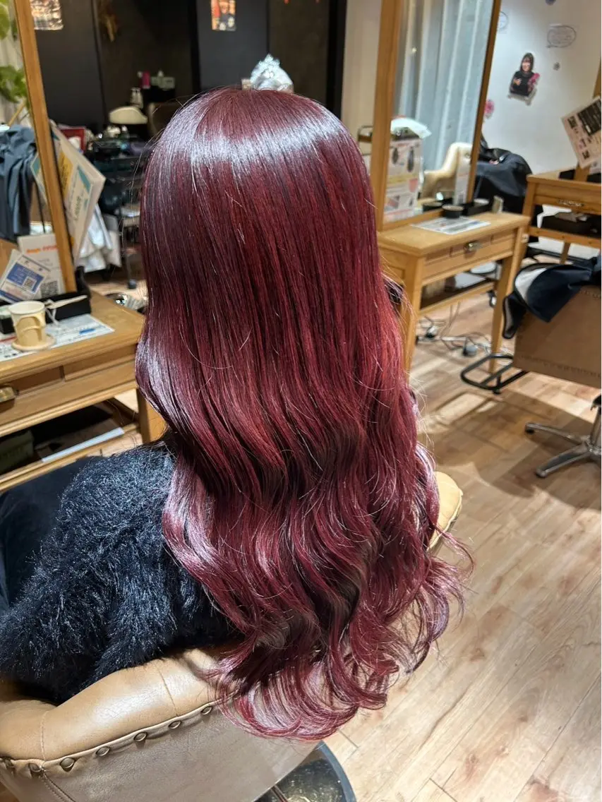 ロング ヘアカラー ブリーチ・カットモデ ル募集中🫧高口小春のヘアスタイル