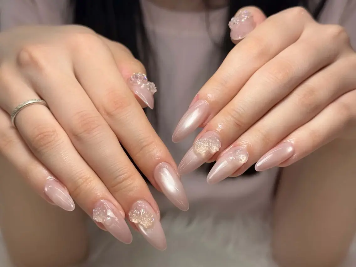 ネイル AURA NAIL🎀💅のネイルデザイン