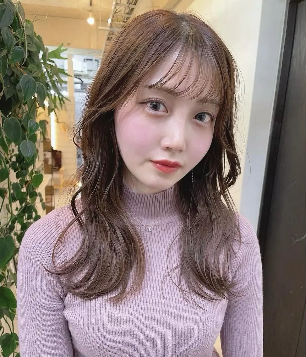 セミロング カラー レイヤーカット カット ヘアカラー トリートメント AiM 大名　似合わせカットのヘアスタイル