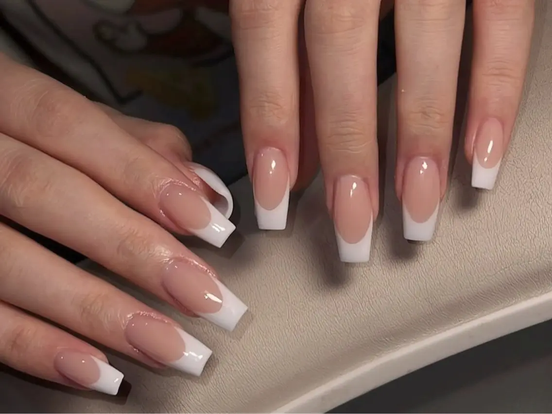 ネイル べっ甲ネイル ボルドー ブラウン チークネイル 長さ出し ハンドネイル ハンドケア NEW NAIL💞 yuki🔥のネイルデザイン