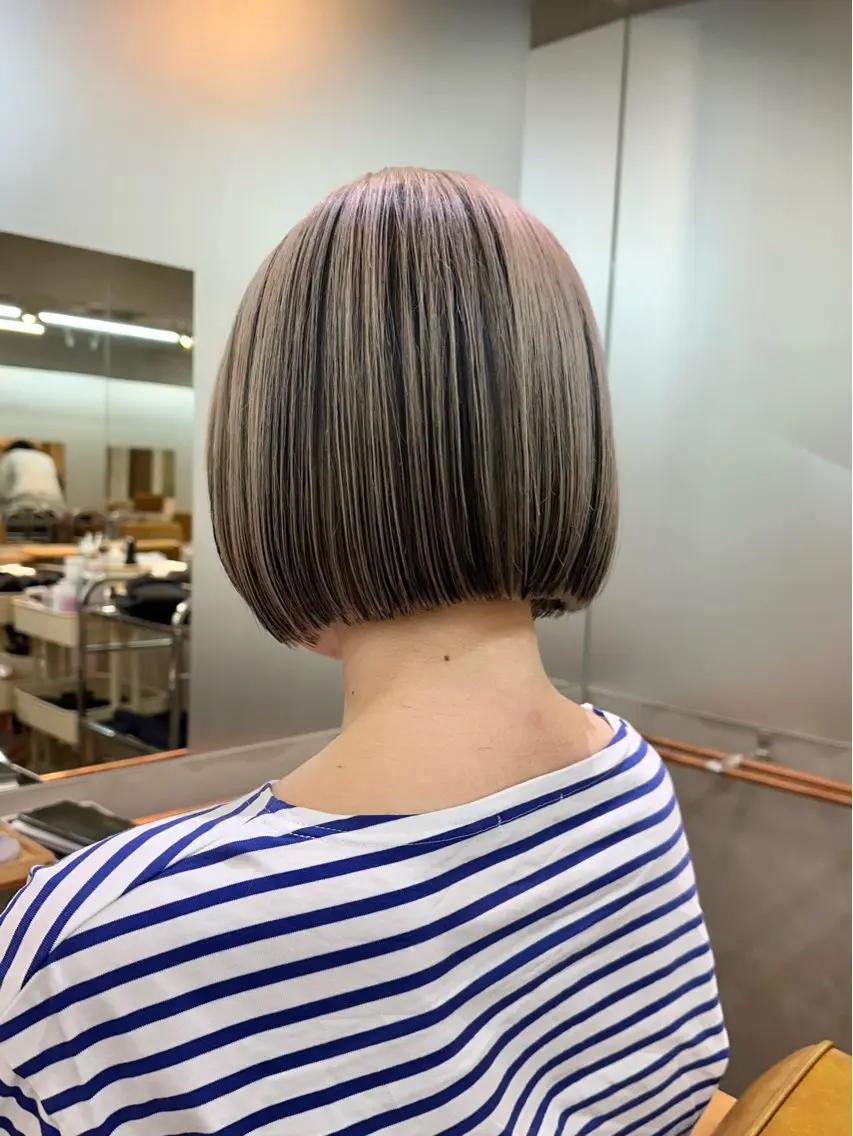 ショート カラー ハイトーン×似合わせ 🌱中川慎之介のヘアスタイル