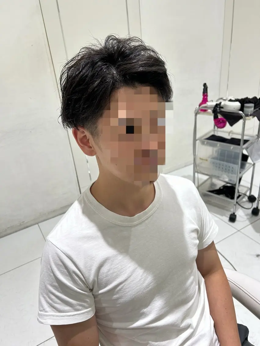 パーマ メンズ en 岩立朱栞🕊️のヘアスタイル