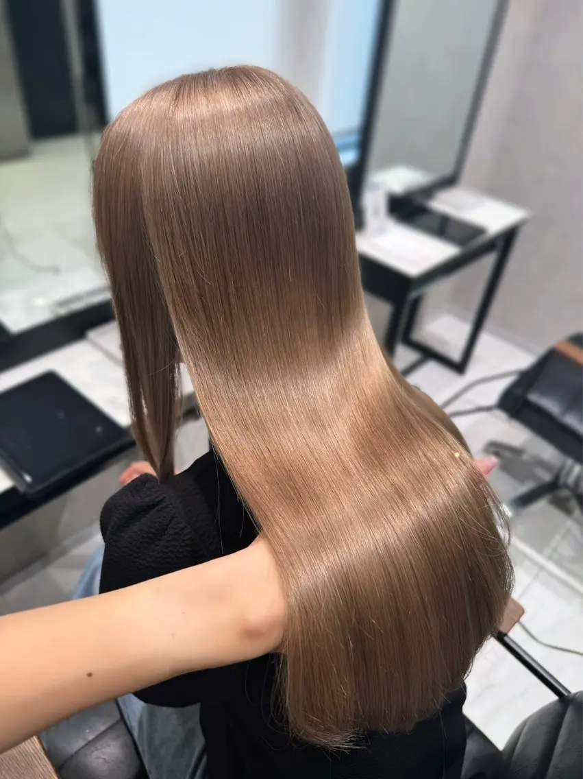 ロング ヘアカラー 透明感カラー🫧🤍 スタイリスト/あいりのヘアスタイル
