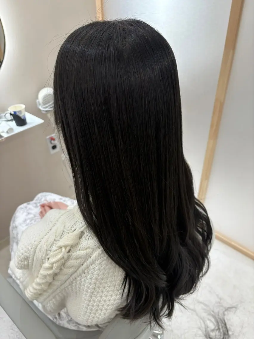 セミロング カラー 黒髪 ブルーカラー ブルーブラック 髪質改善 縮毛矯正 【艶髪、髪質改善✨】 Zina杉川のヘアスタイル