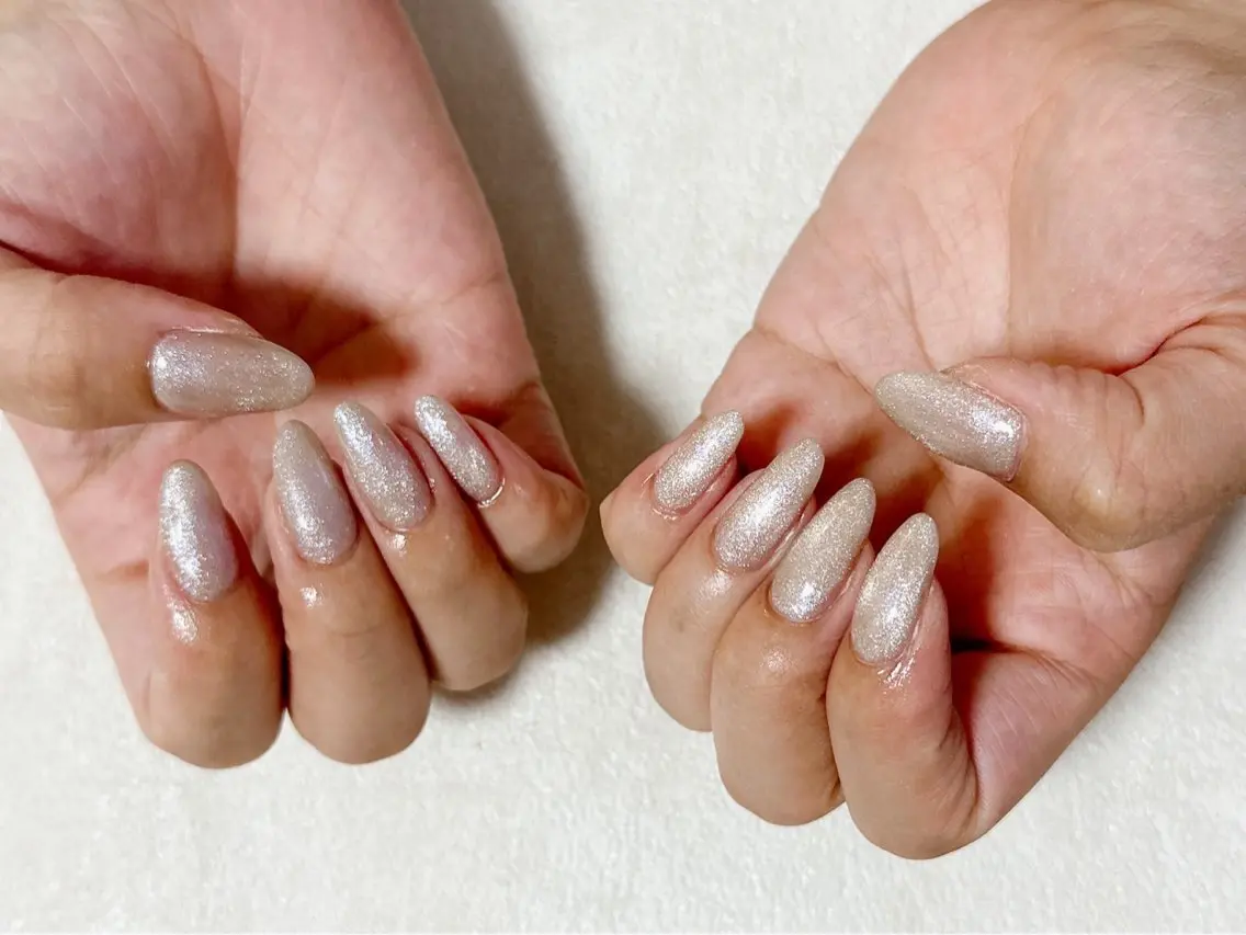 ネイル オーロラネイル フットネイル フレンチネイル ジェルネイル ラメ(グリッター) ハンドネイル kiki nail たまプラーザのネイルデザイン