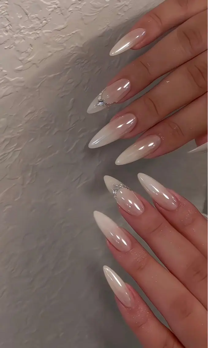 ネイル ハンドネイル HAPPI NAIL CALINのネイルデザイン