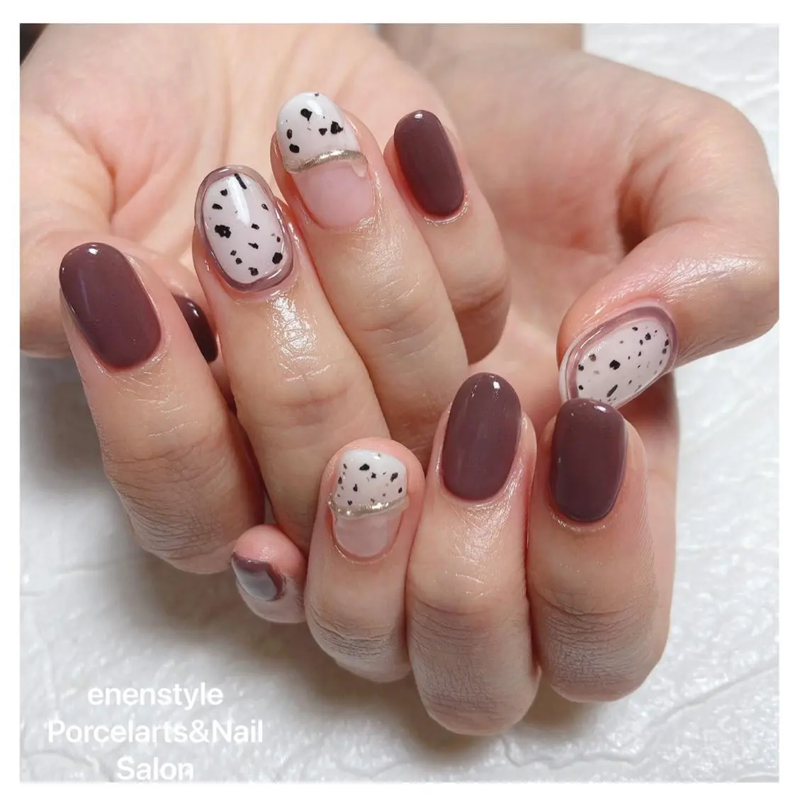ミディアム ネイル ハンドネイル 🐾enen style 🐾のネイルデザイン