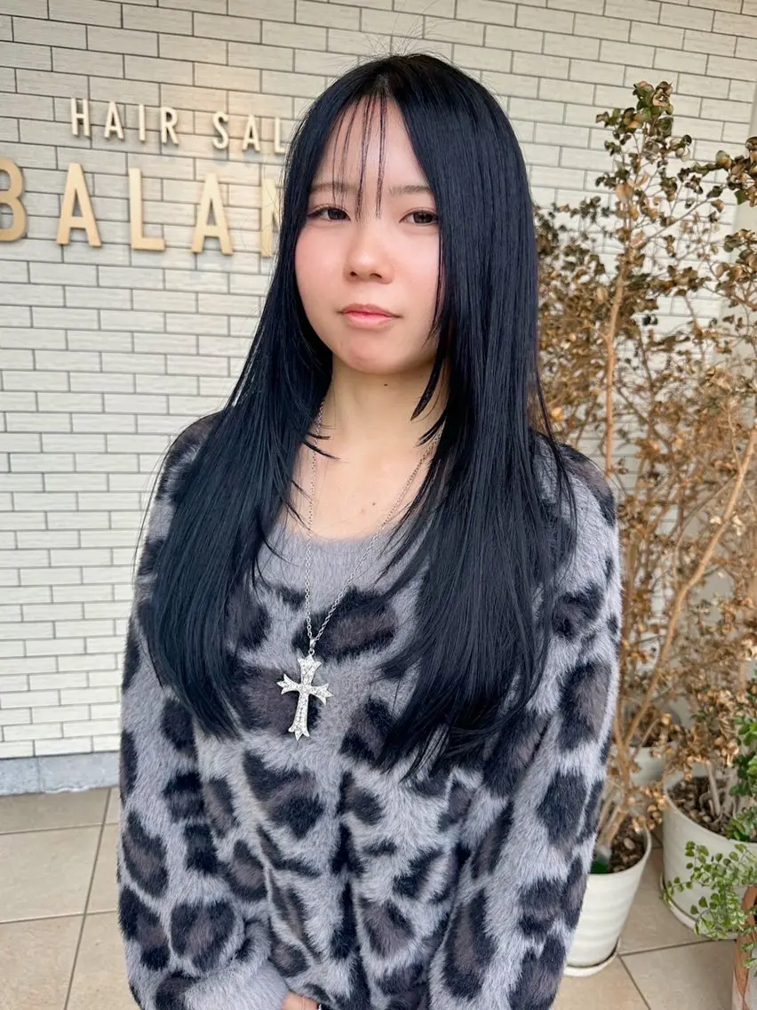 ミディアム 顔周りカット レイヤーカット 三宅 壱輝のヘアスタイル