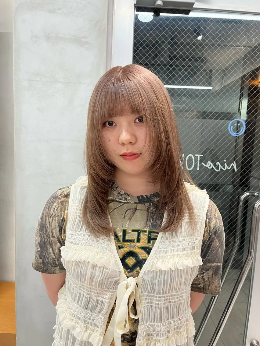 セミロング カラー カット ヘアカラー トリートメント 縮毛矯正ボブ&顔まわ レイヤー♡TOMOEのヘアスタイル