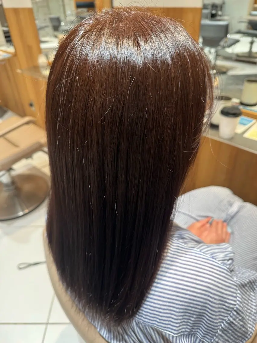 セミロング カラー ブラウンカラー チョコレートブラウン ヘアカラー MOMO 🔆のヘアスタイル