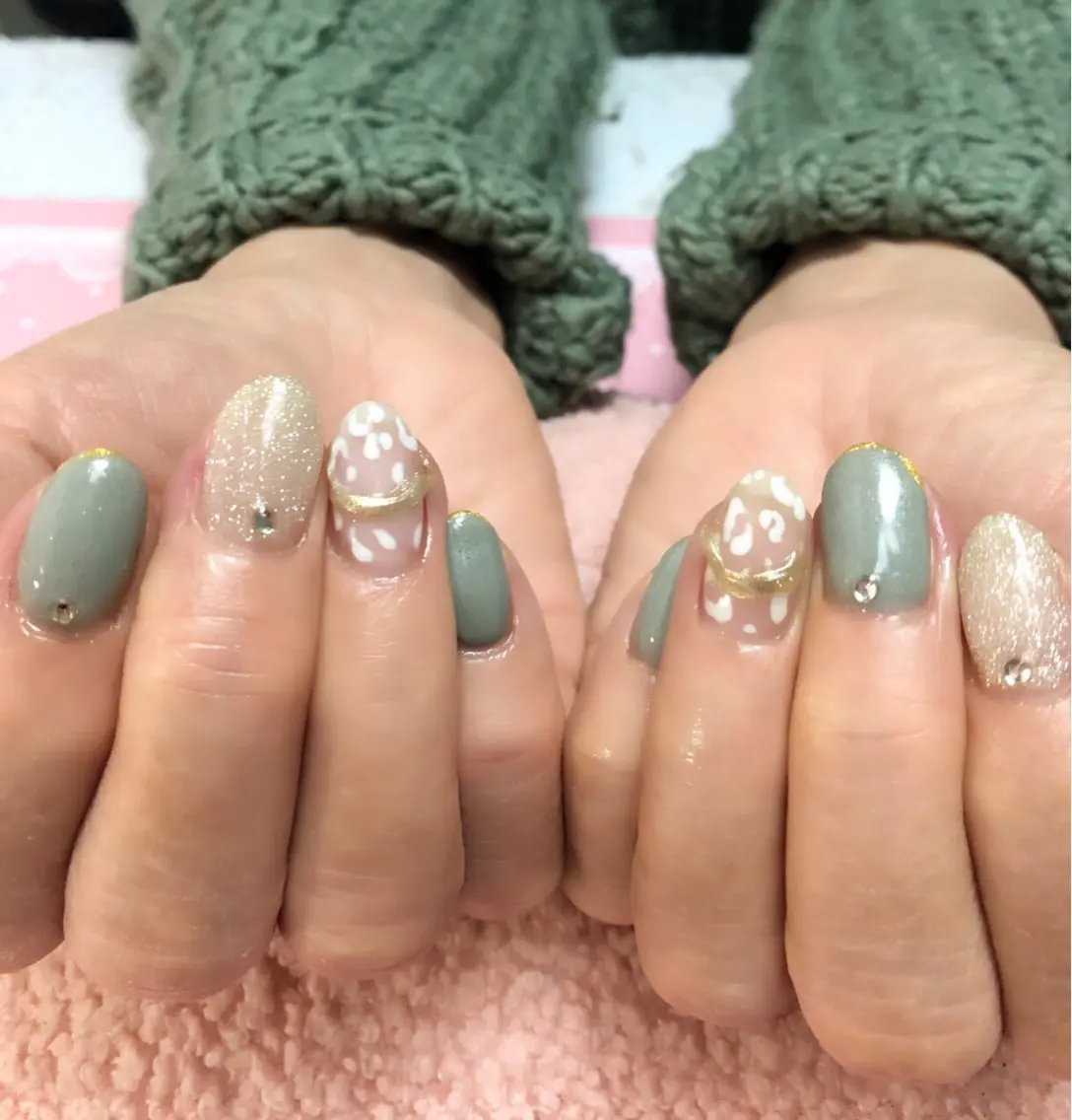 ネイル ＧＬAD グラットのネイルデザイン