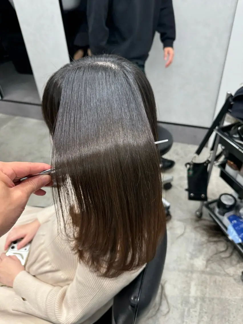 ロング 美髪矯正 韓国レイヤーのヘアスタイル