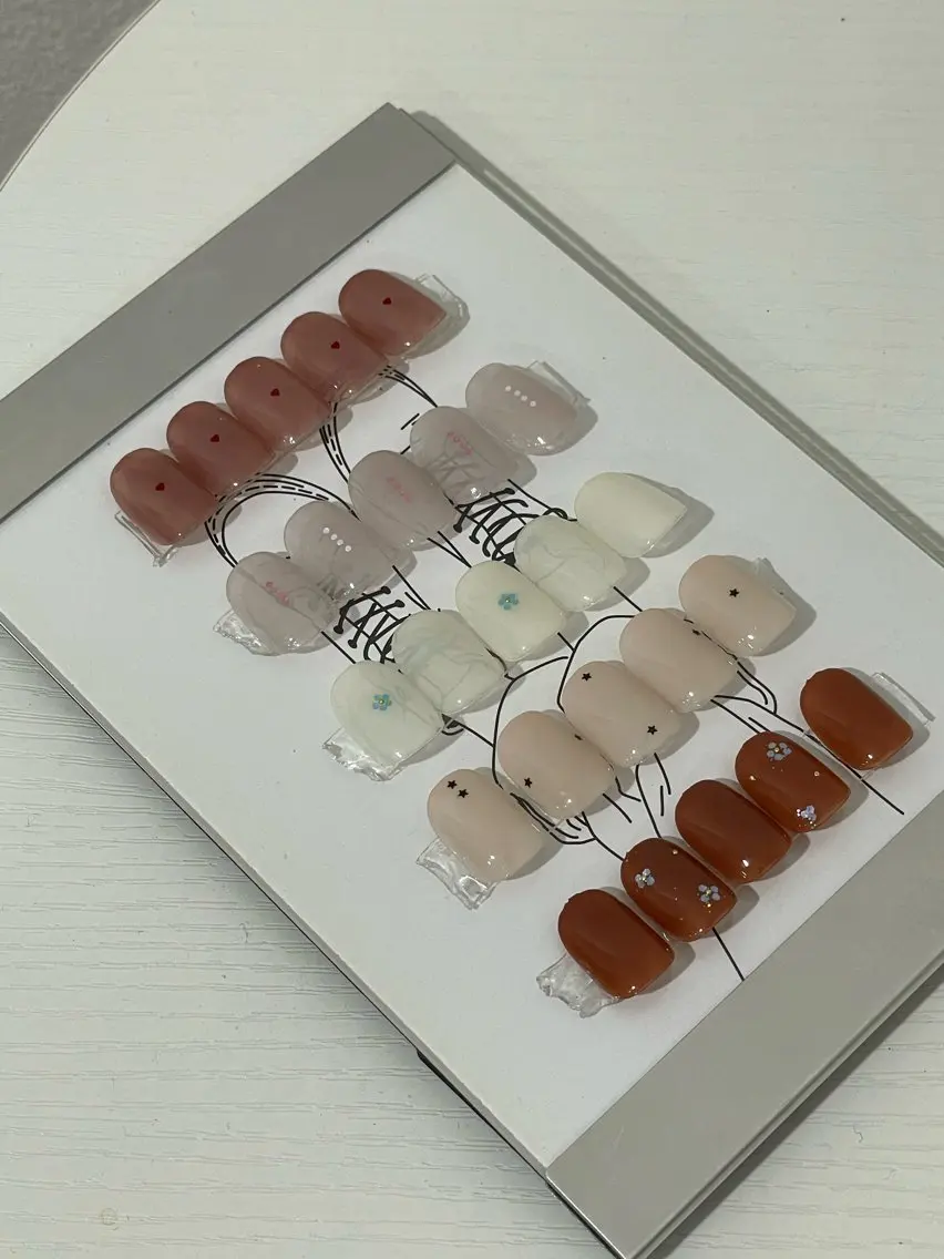 ネイル シンプルネイル 梶原 久美のネイルデザイン