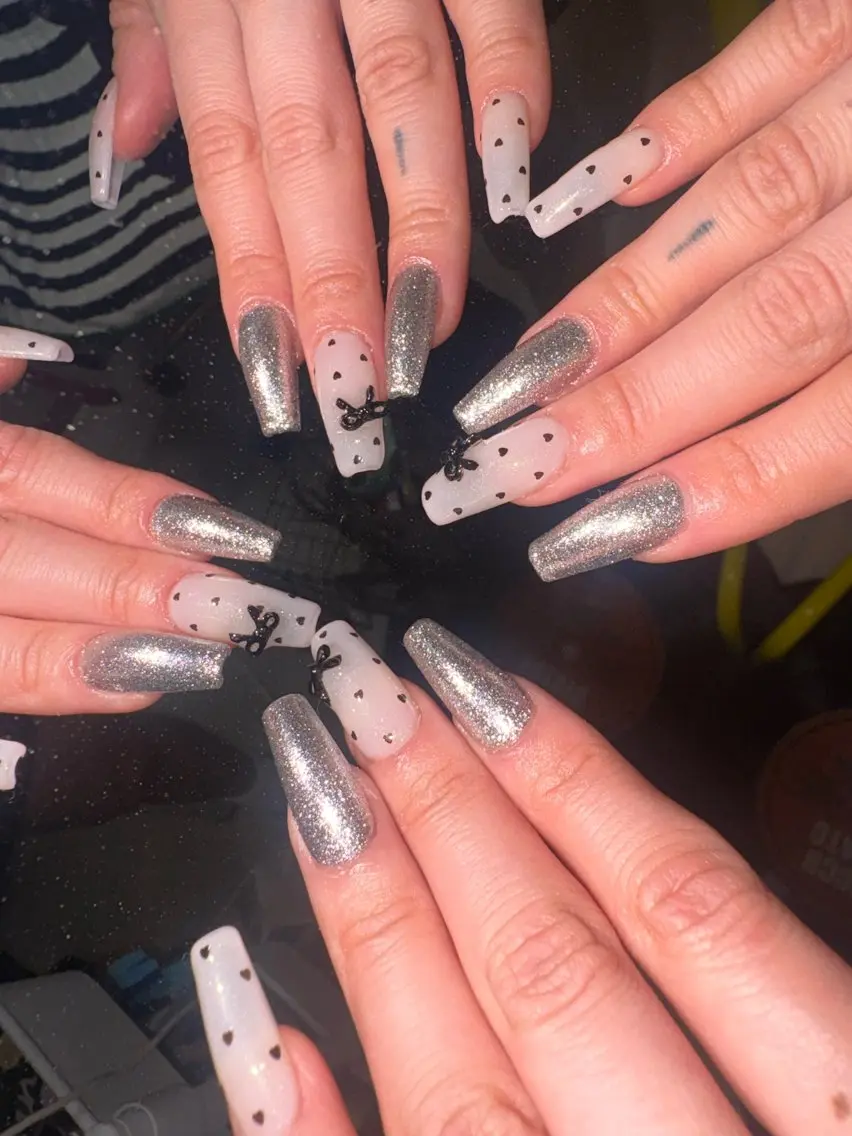 ネイル ドット シンプルネイル 33nail✴️栄 スミレ❇️Gel-xのネイルデザイン