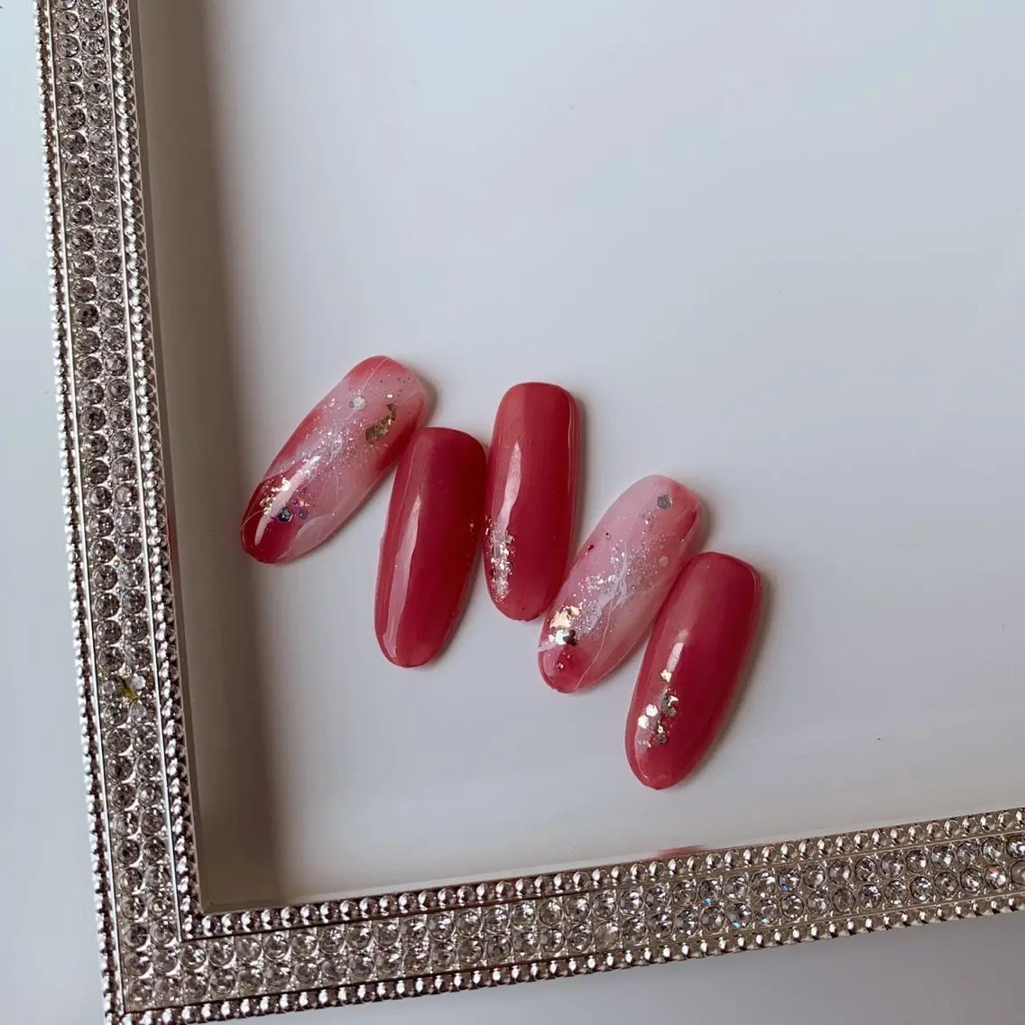 ネイル ブラウン 赤色 nailsalon muguetのネイルデザイン