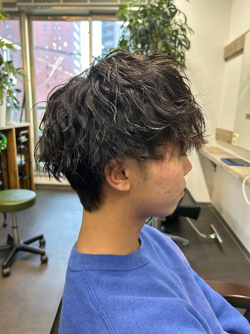 【期間限定🉐】メンズカット+ツイストスパイラルパーマの写真