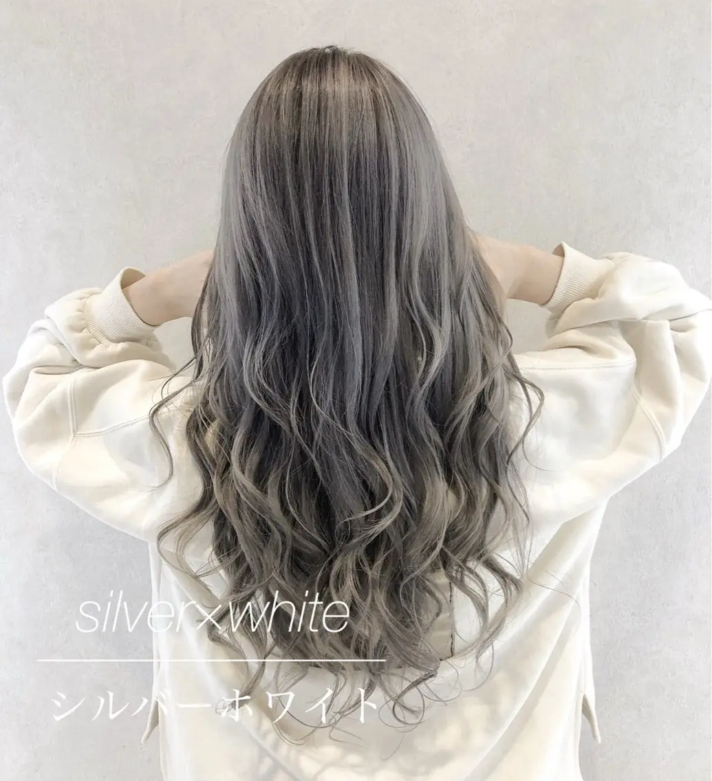 ロング カラー 🦋シールエクステ /韓国/リアラ🦋のヘアスタイル