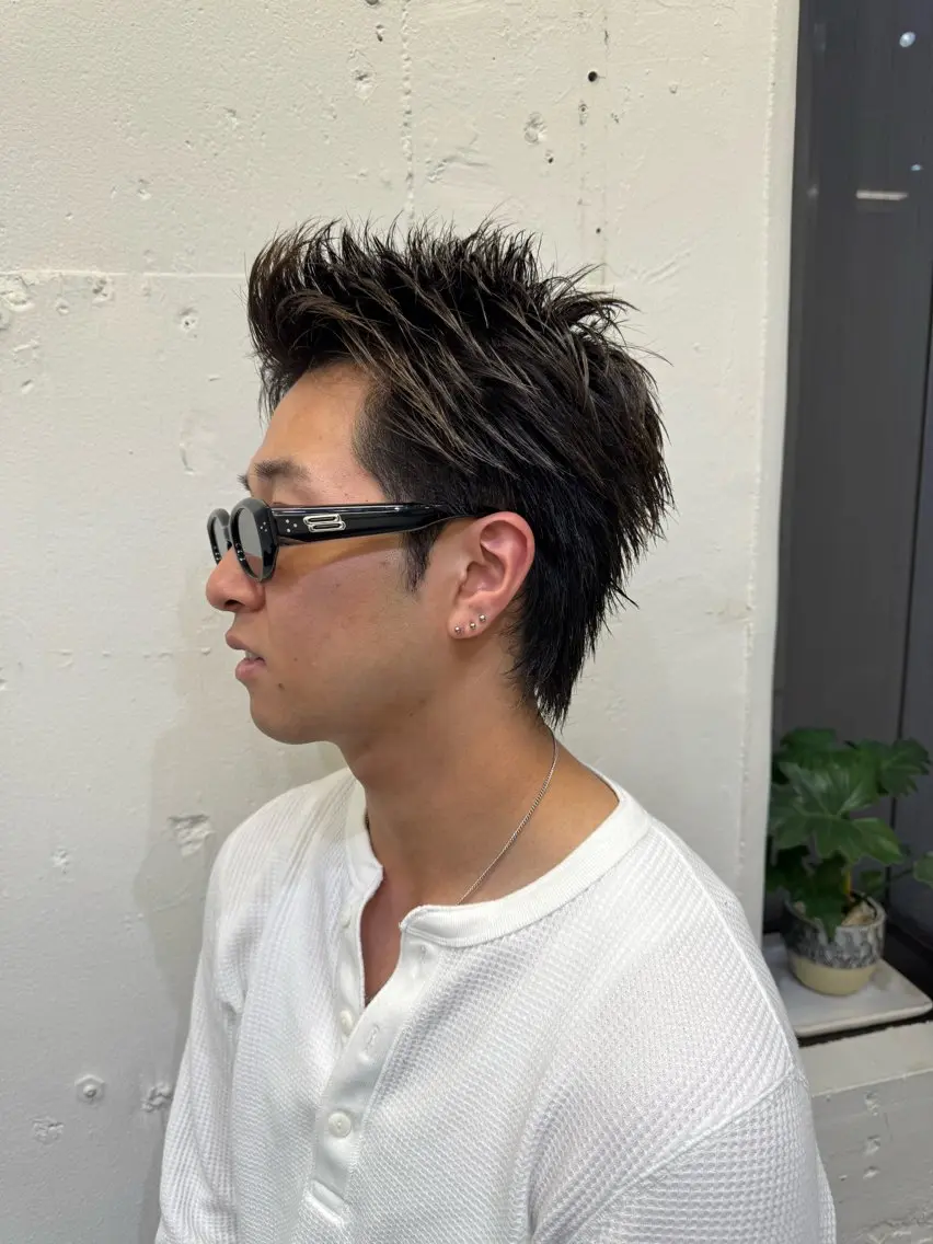 ショート メンズ センターパート フェードカット メンズショート スキンフェード スパイキーショート カット トリートメント 💈メンズ特化💈 TASUKUのヘアスタイル