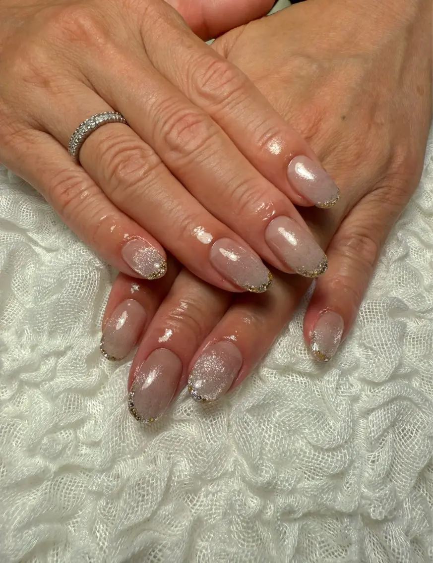 ネイル ゴールド ラメ(グリッター) マグネットネイル オフィスネイル ハンドネイル nail salon Estelleのネイルデザイン