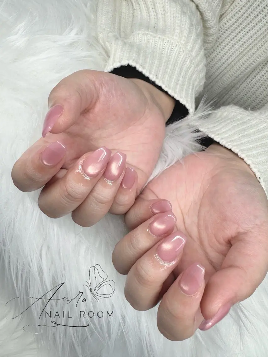 ネイル Luna (Aura nail room)のネイルデザイン