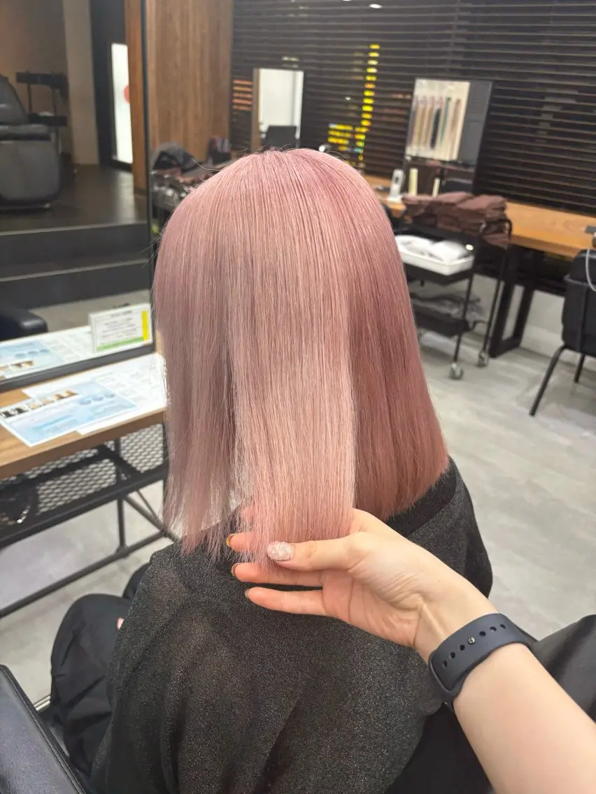 ショート カラー ベージュカラー ブリーチ ピンクカラー ピンクベージュ 髪質改善 ヘアカラー トリートメント ENA💗NEXT /ハイトーンエクステのヘアスタイル