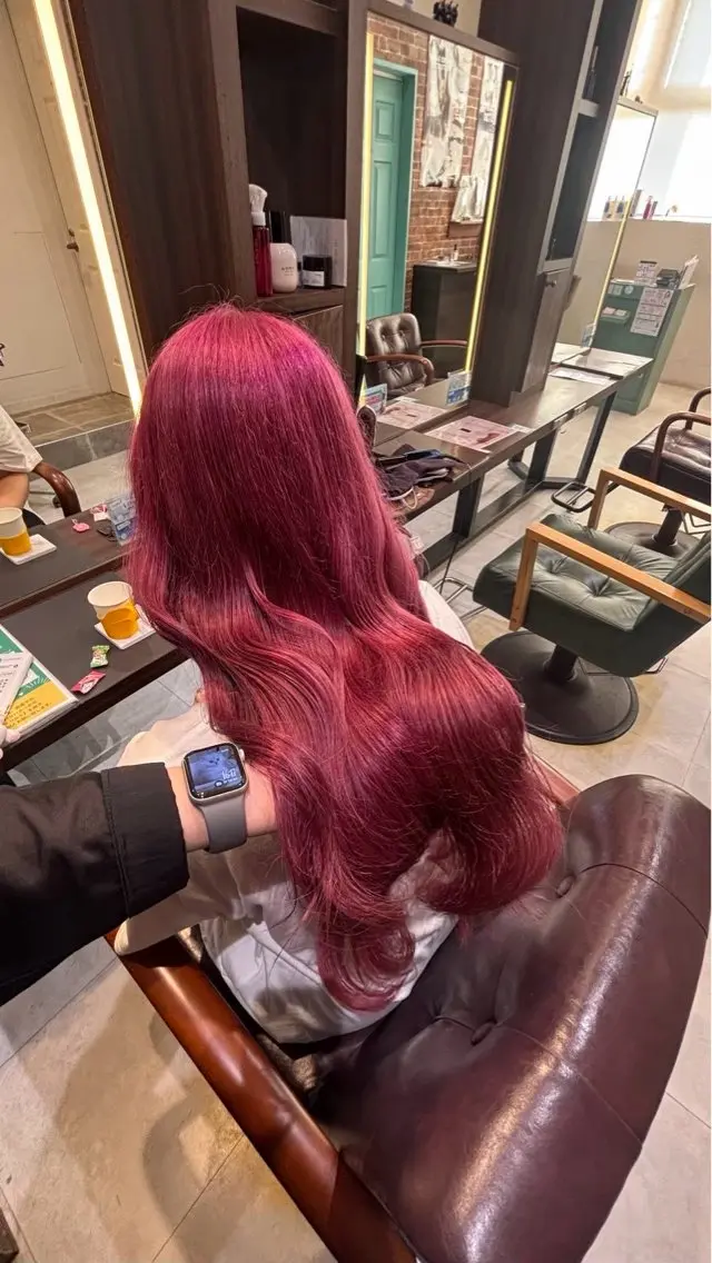 ロング ヘアカラー 暖色カラー レイヤー/🩵かれんのヘアスタイル