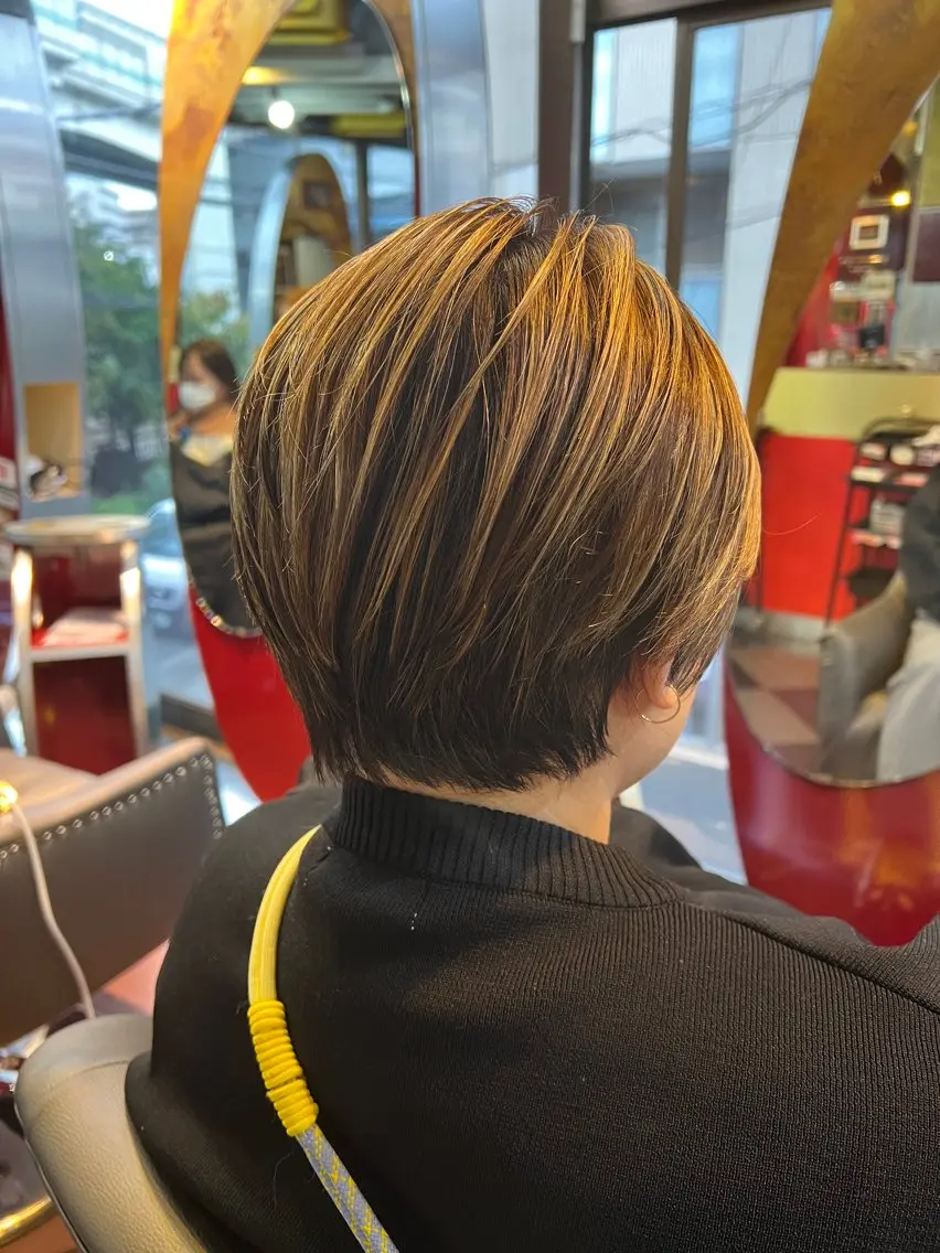 ショートカット(肩上)+トリートメント付き‼️💈💇♀️の写真