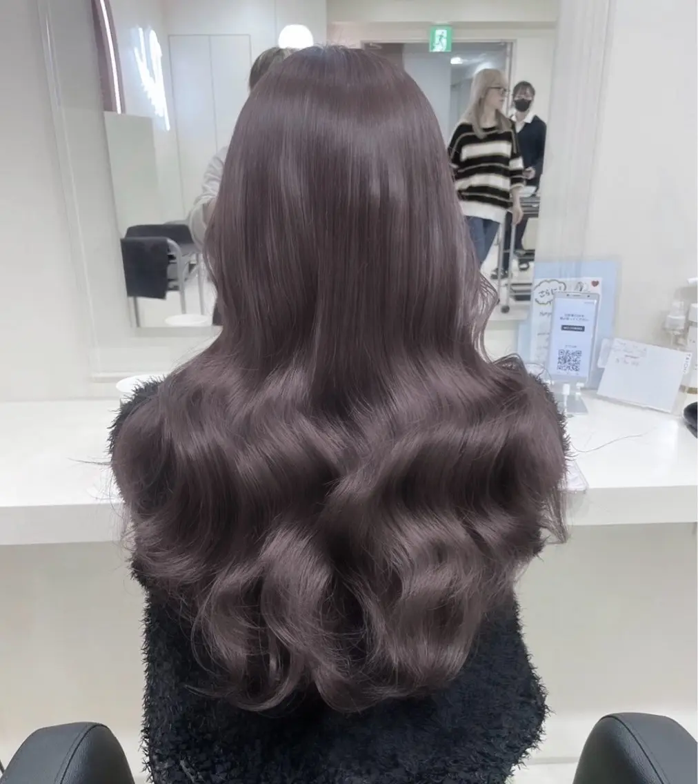 セミロング カラー ヘアアレンジ パープルカラー ヘアカラー トリートメント ヘッドスパ ヘアセット 💎韓国/ レイヤー カット/ 暖色🫧のヘアスタイル