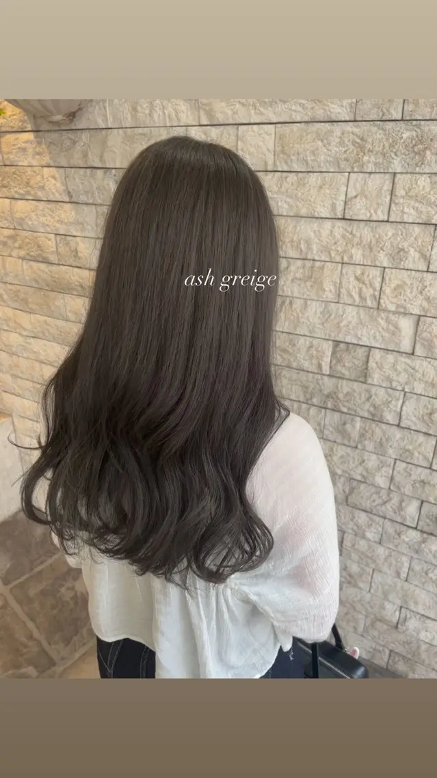ロング カラー アッシュ アッシュグレー アッシュグレージュ ブリーチ 透明感カラー カット ヘアカラー トリートメント 透明感カラー／ 艶感カラー／RAMUのヘアスタイル