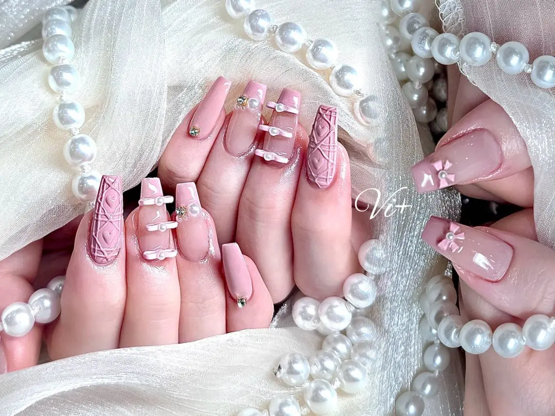 ネイル ハンドネイル ✨Nailsalon Vi+✨のネイルデザイン