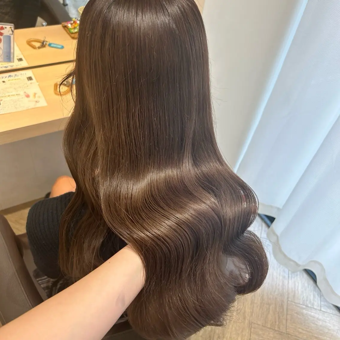 ロング カラー カット ヘアカラー 砂野 真璃奈のヘアスタイル