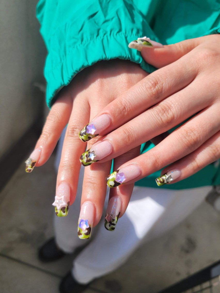 ネイル ハンドネイル Natsumi 🦊  Nailのネイルデザイン
