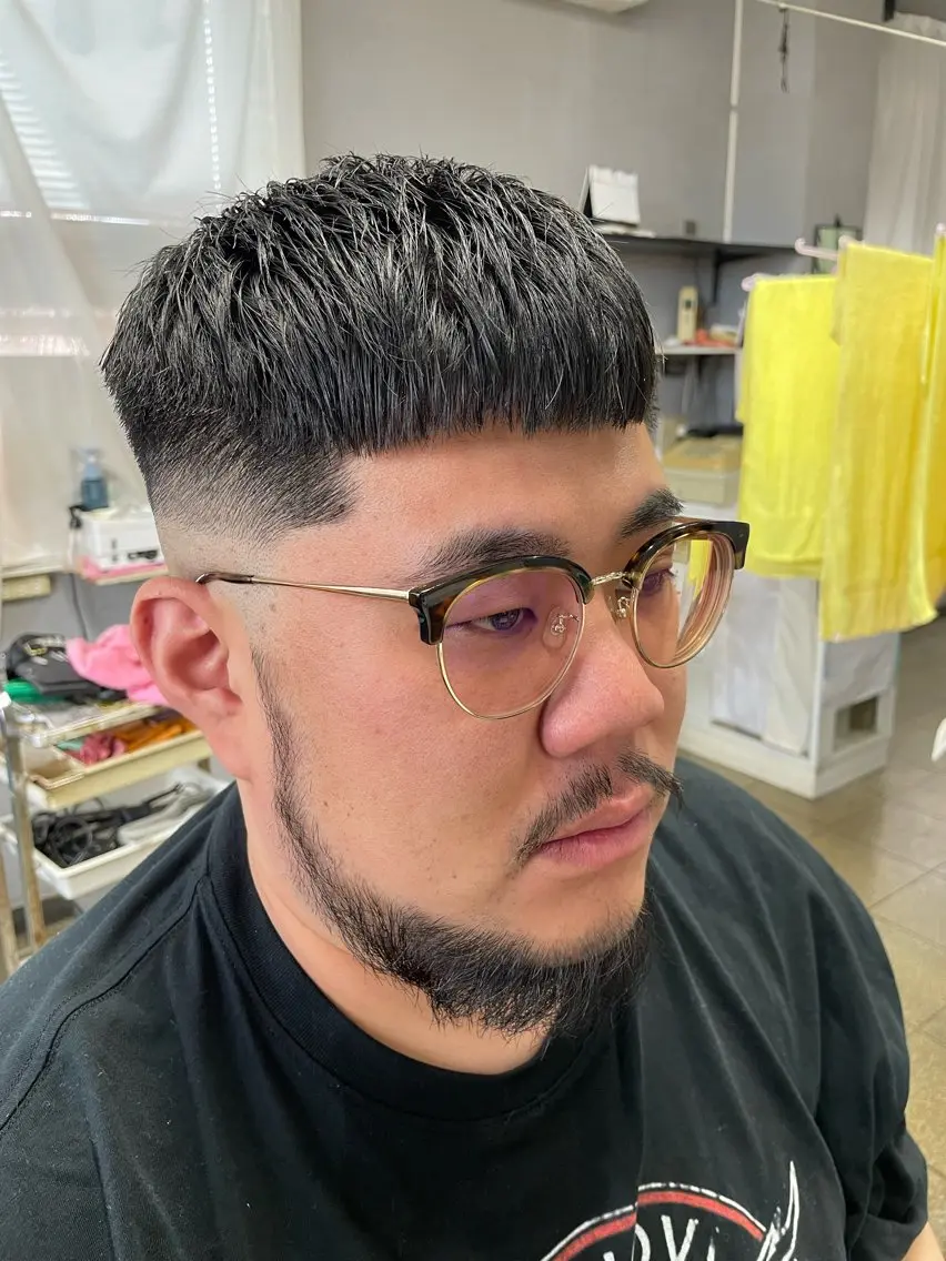ショート 下山 けいんのヘアスタイル
