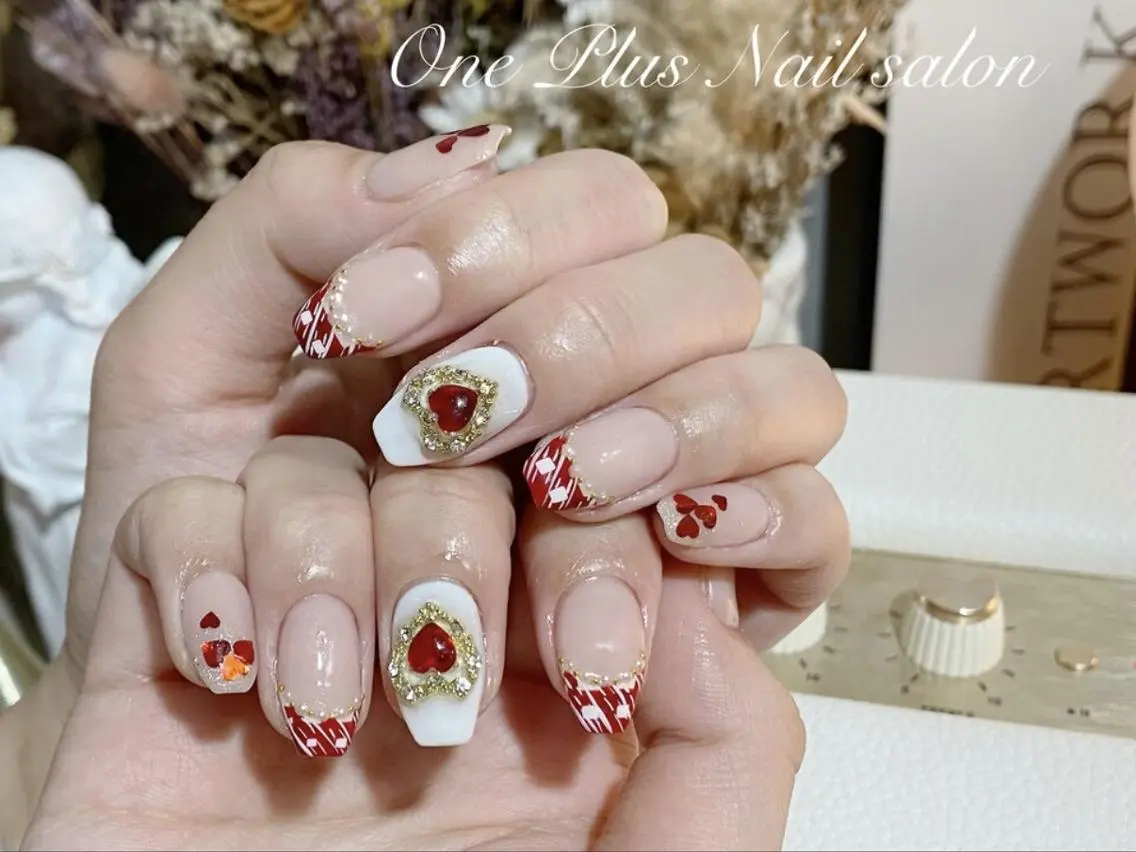 ネイル ハート バレンタイン One Plus Nail Salonのネイルデザイン