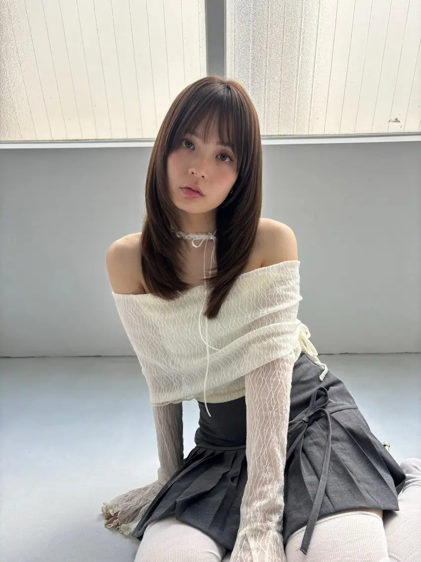 ミディアム カラー ブラウンカラー 透明感カラー オリーブブラウン レイヤーカット レイヤーカット🎀 kanaのヘアスタイル