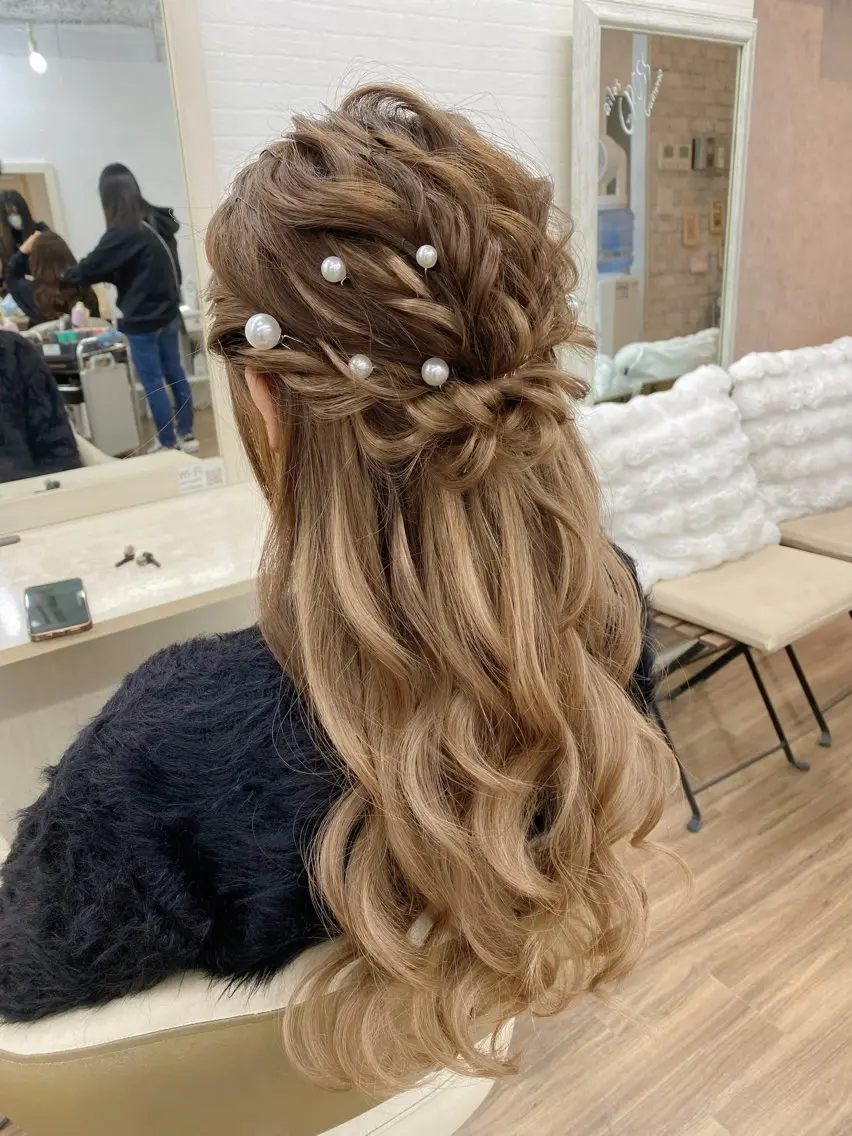 ヘアアレンジ ハーフアップ ヘアセット GLOSS 心斎橋 山上のヘアスタイル