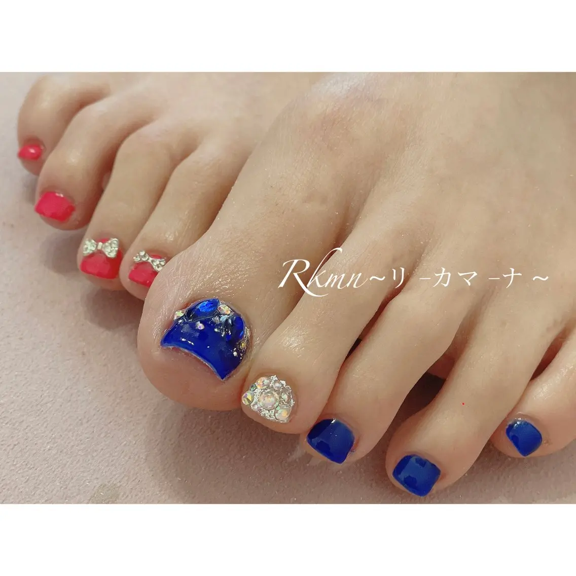 ネイル アートネイル ブルー フットネイル ピンク リボン ハンドネイル フットネイル ハンドケア Rkmn ~リ-カマ-ナ~のネイルデザイン