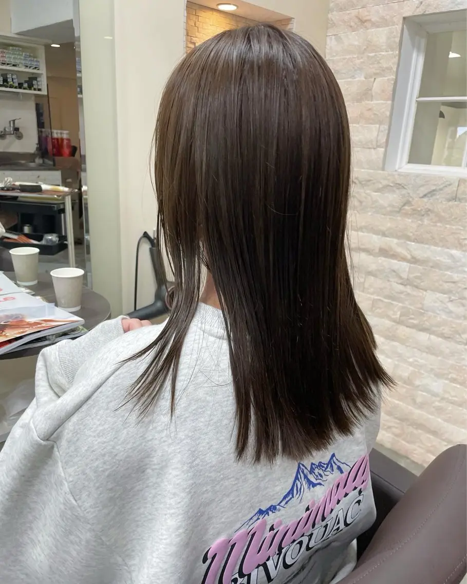 セミロング カット ヘアカラー トリートメント 平 ちひろのヘアスタイル