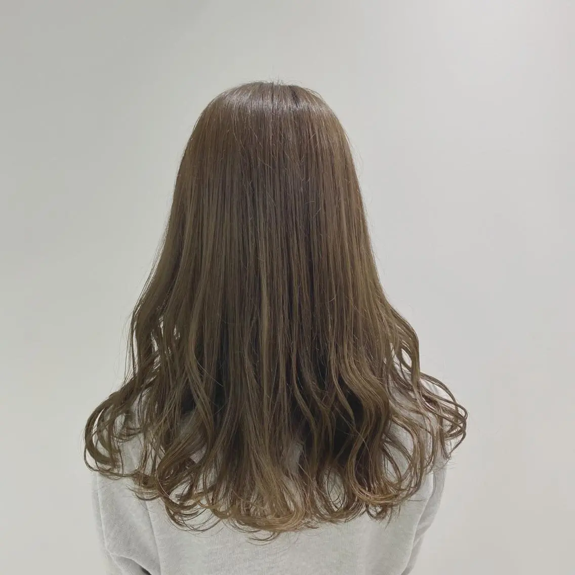 ロング カラー エフェクトブリーチ 🌟前澤啓太朗のヘアスタイル