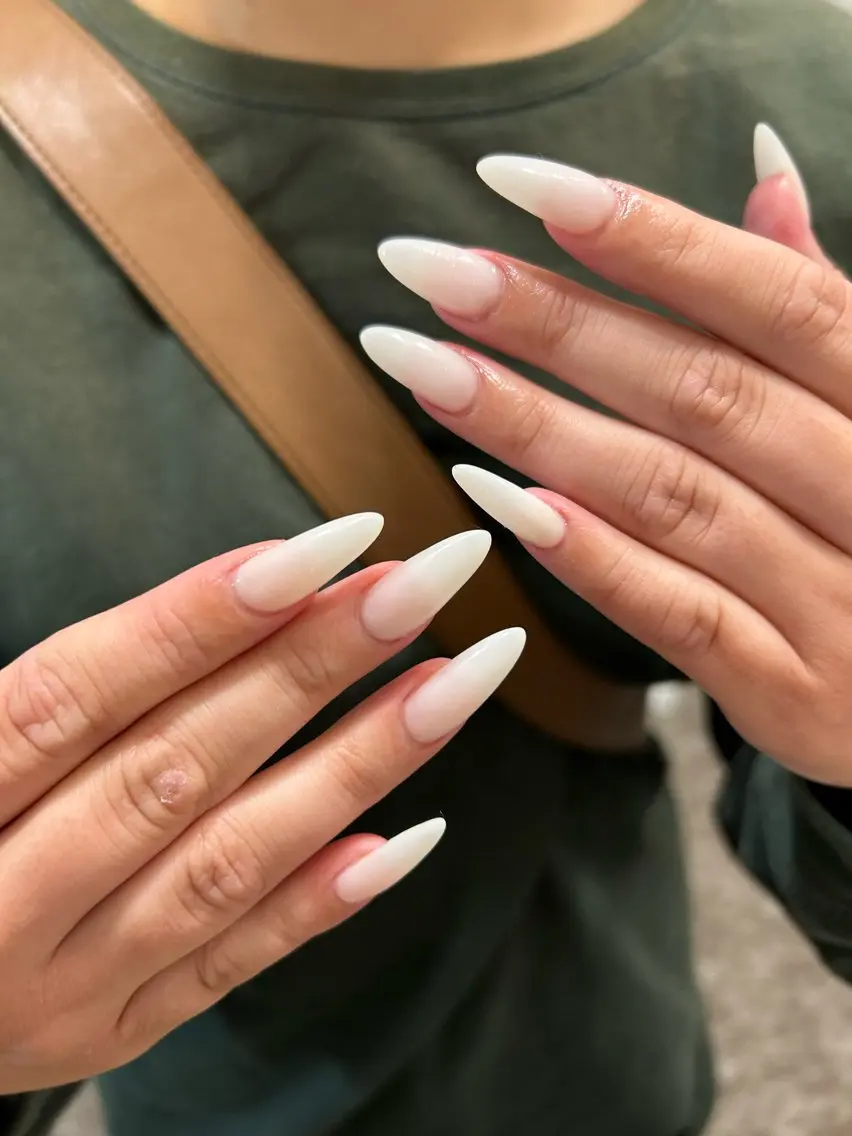 ネイル アートネイル 韓国ネイル マットネイル ミラーネイル ニュアンスネイル 💕D.d nail Hideyo🌸のネイルデザイン