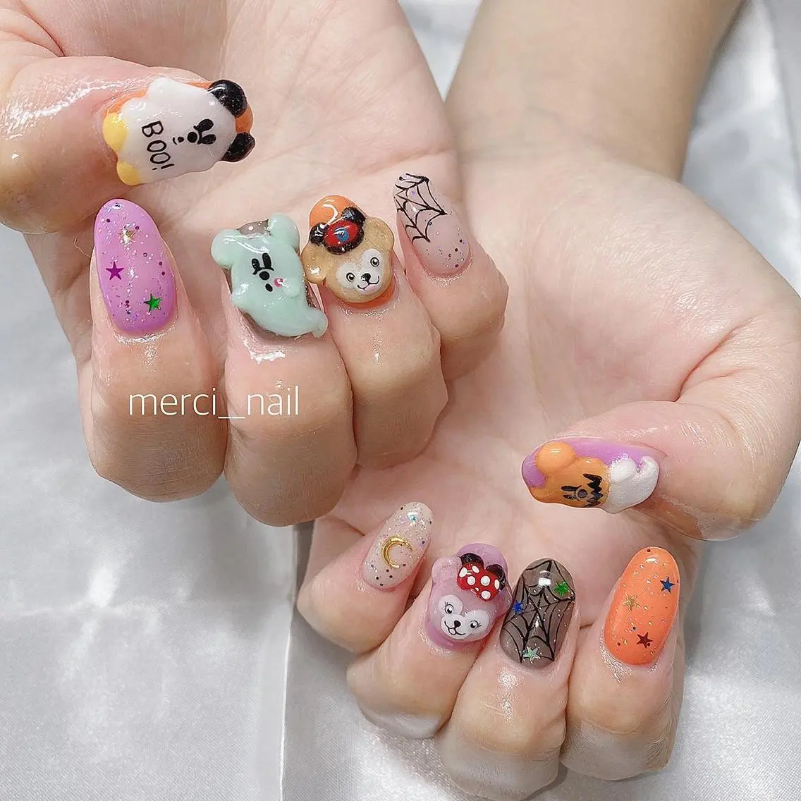 ネイル クリアネイル フラッシュネイル フレンチネイル 韓国ネイル マグネットネイル merci nailのネイルデザイン