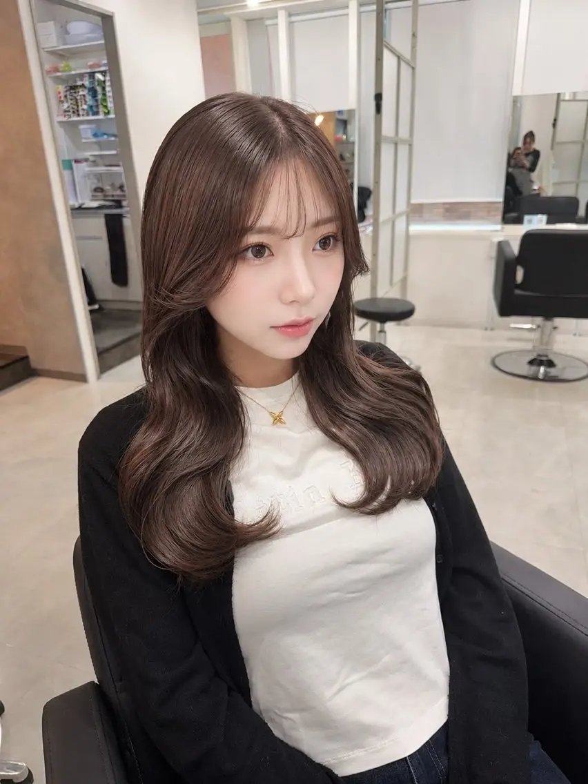 ロング カット ヘアカラー トリートメント ヘアセット MAHO/透明感カラ ー/髪質改善🍒のヘアスタイル