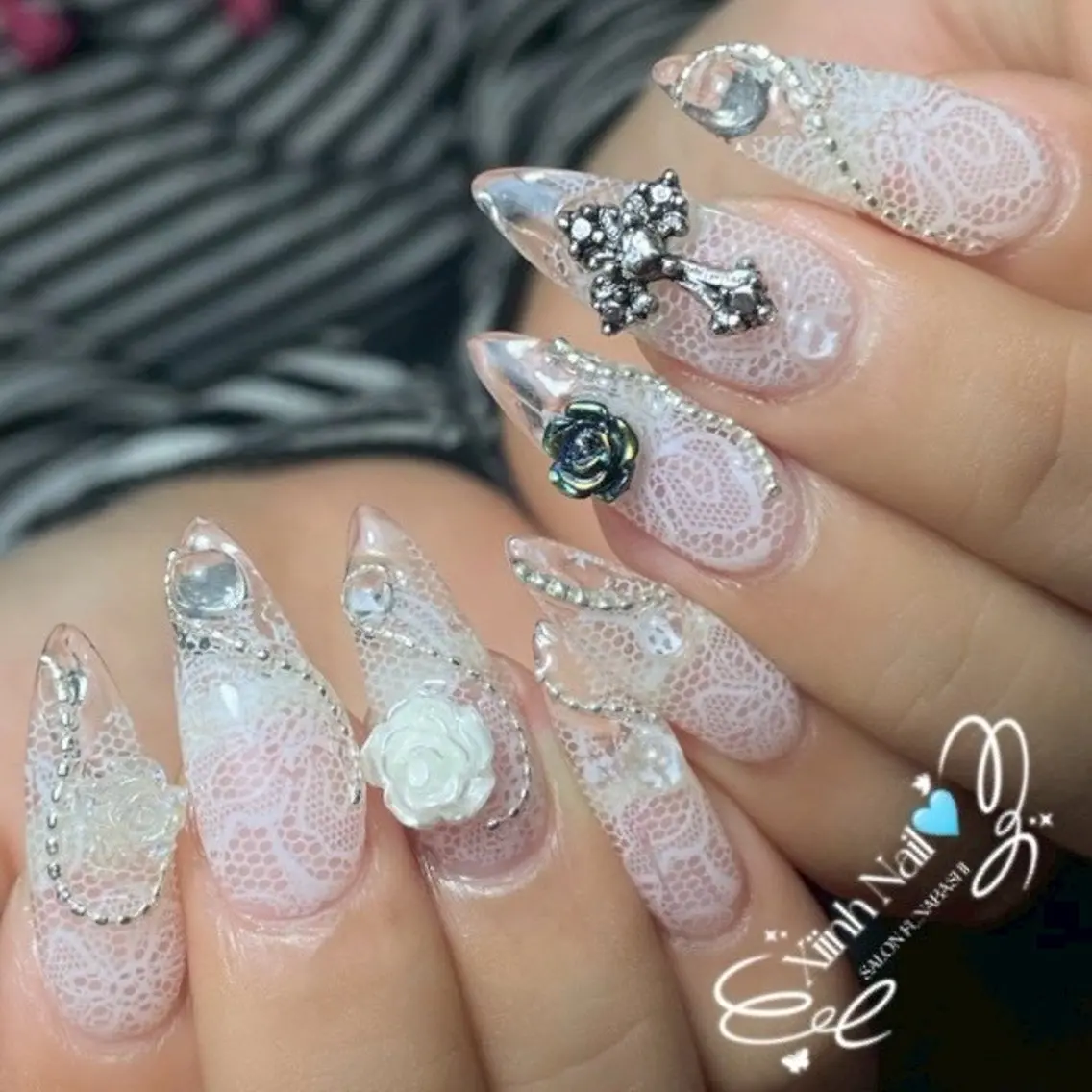 ネイル チークネイル 桜ネイル 長さ出し フットネイル ジェルネイル ハンドネイル XIINH NAIL SALONのネイルデザイン