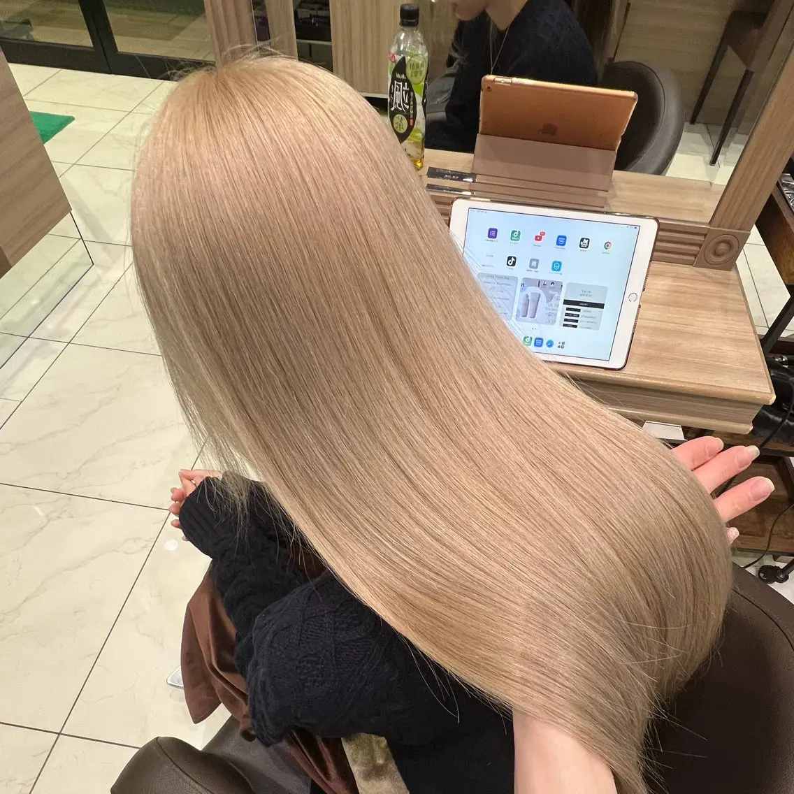 ロング カラー ヘアカラー トリートメント デザイン/ハイトーン 🐺ryuyaのヘアスタイル