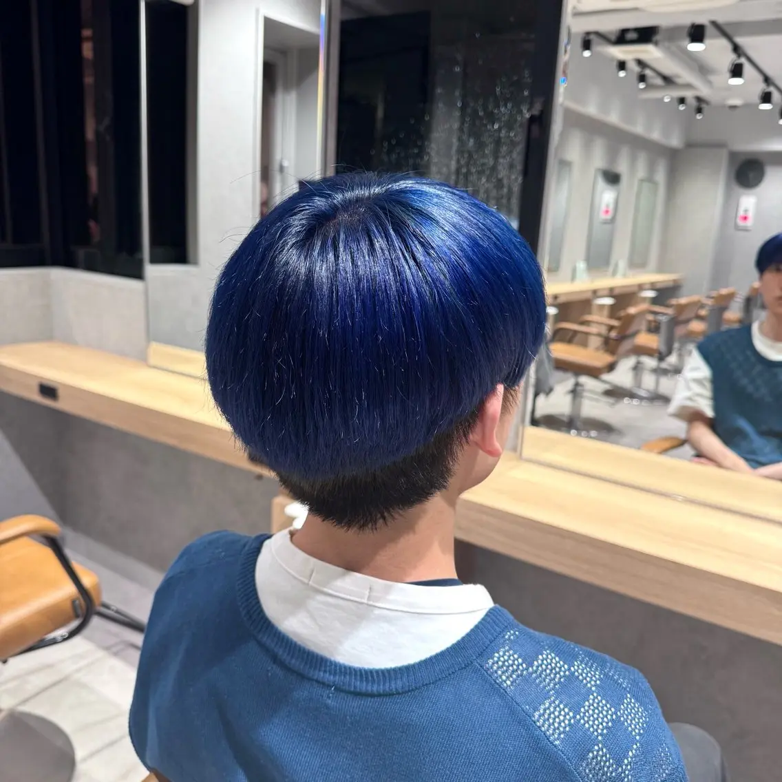 カラー メンズ ブルーカラー ネイビーカラー ヘアカラー トリートメント ハイトーン/ブリーチ 栄/Sayakaのヘアスタイル