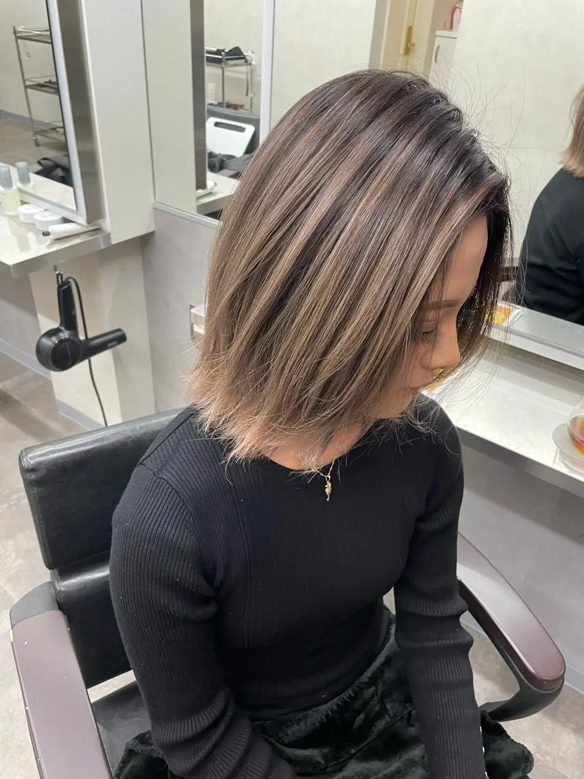 ミディアム ヘアカラー カラーリスト Maiのヘアスタイル