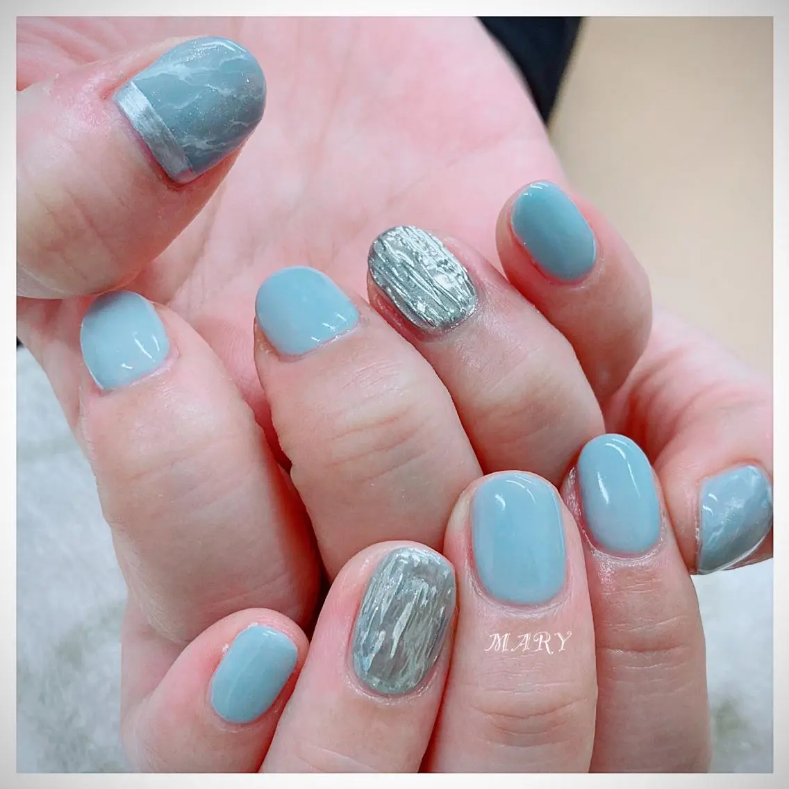 ネイル アートネイル 水色 大理石ネイル(マーブル) ミラーネイル ニュアンスネイル ハンドネイル Mary nail .narumiのネイルデザイン