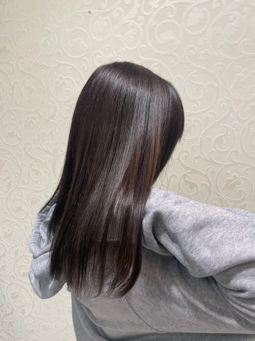 セミロング 縮毛矯正 カット 縮毛矯正 トリートメント 飯田 祥哉のヘアスタイル